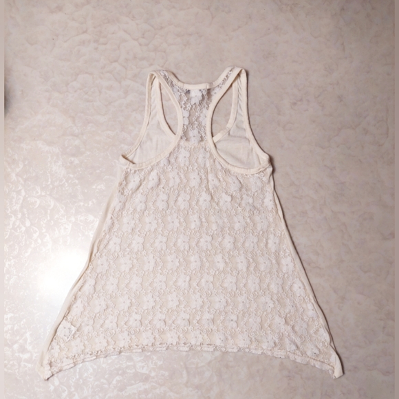 Top With Open Back - Picture 2 of 2